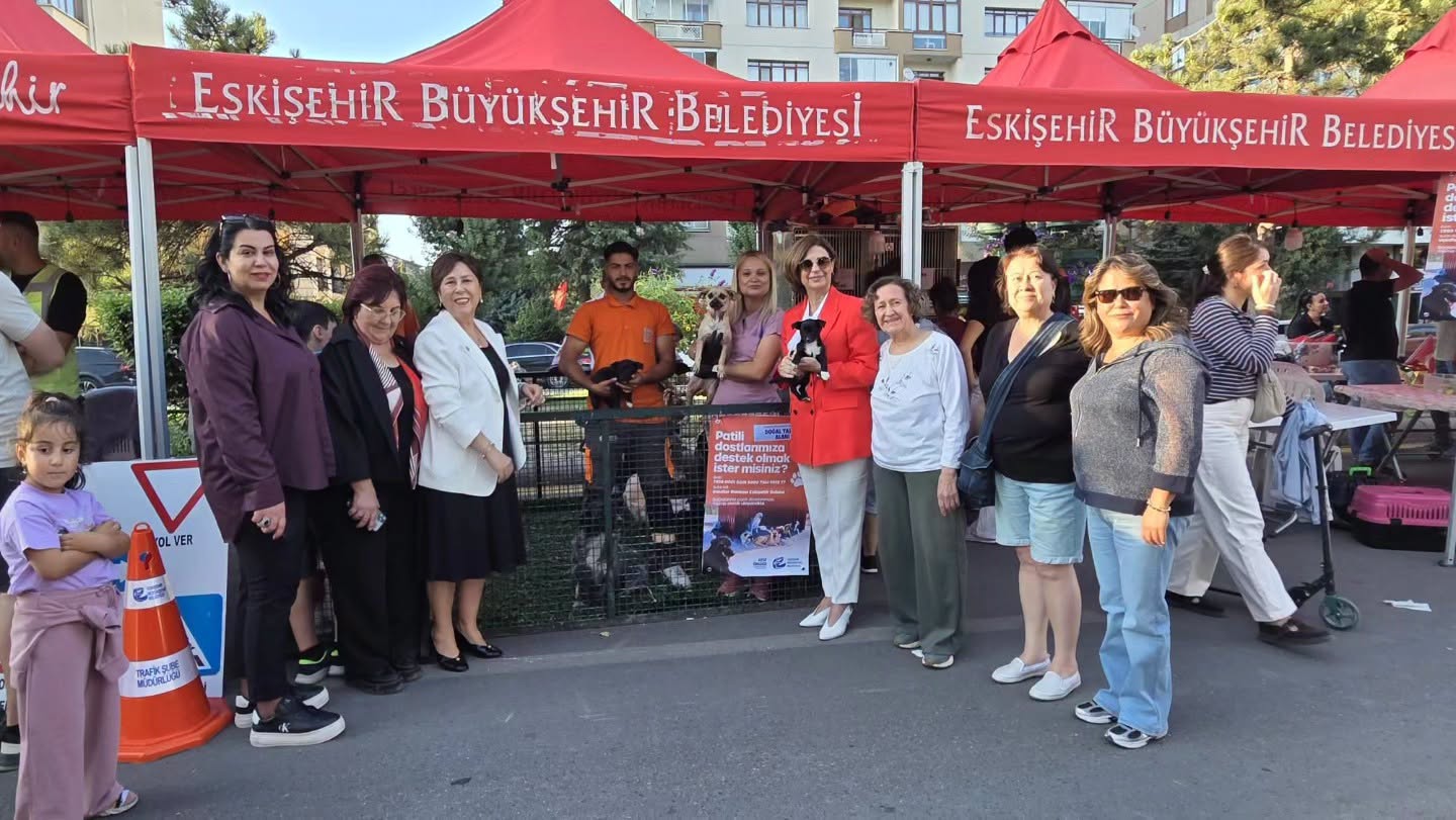 ESKİŞEHİR KENT KONSEYİ HAYVAN HAKLARI ÇALIŞMA GRUBUMUZ, “SATIN ALMA, SAHİPLEN” ETKİNLİĞİ GERÇEKLEŞTİRDİ.